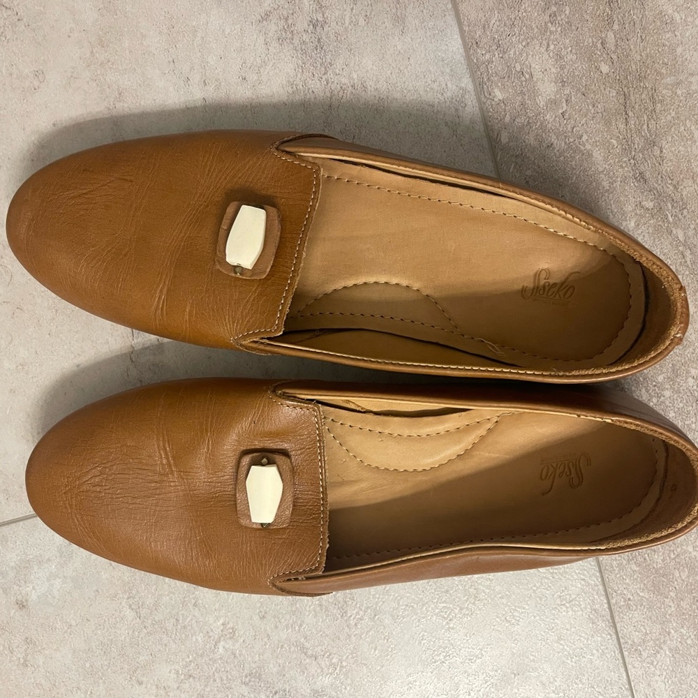 Sseko Tan Leather Loafers